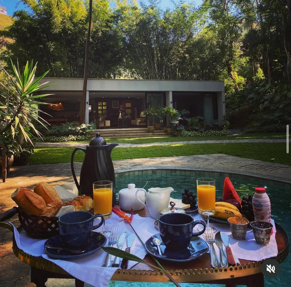 Exclusive Oasis By Lotta De Macedo Soares Bed & Breakfast Correas Exterior photo
